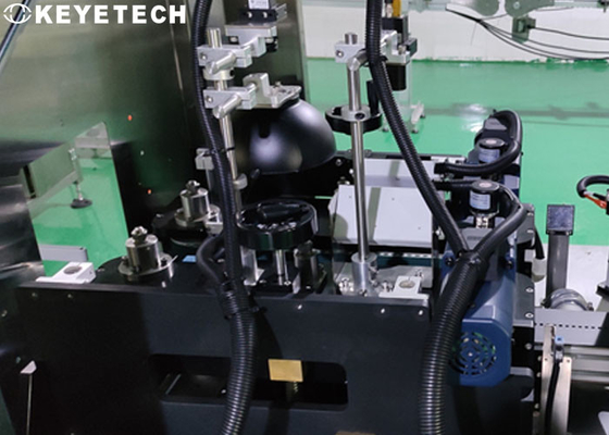 Streepjescode en datummateriaal van de codes het Visuele Inspectie met transportbandstructuur