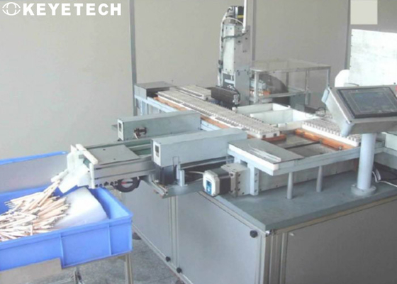 Machines voor visuele inspectie en sortering van PET-preforms met een lage capaciteit